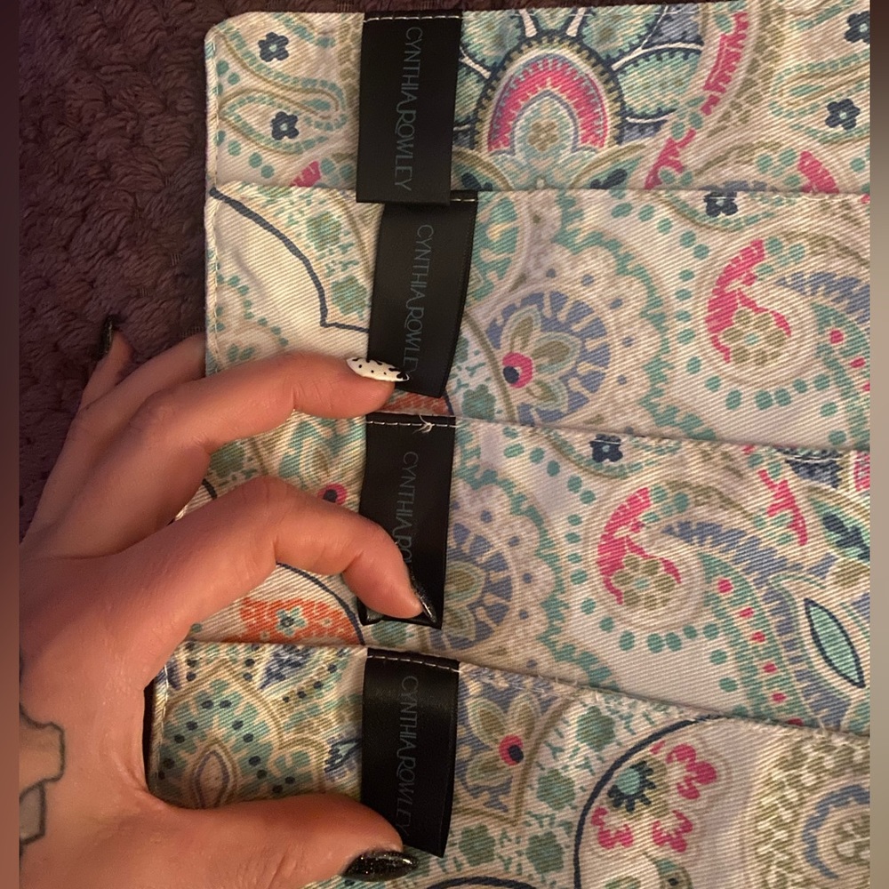 💙Cynthia Rowley-Set of 4 Blue Paisley Cloth Placemats 💙 - Picture 4 of 4